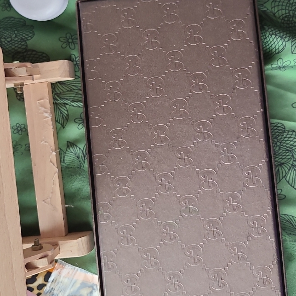Gucci Brown Embossed Box - Picture 3 of 6